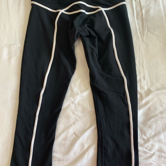 lululemon Black Leggings with White Trim - Picture 4 of 16